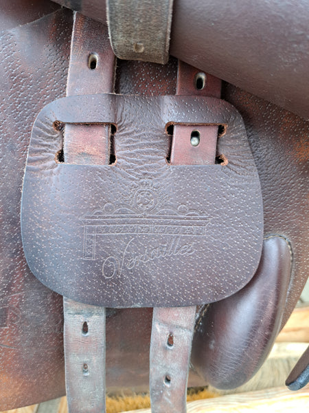 17" Prestige Versailles Jumping Saddle