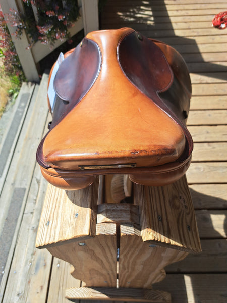 16.5" NorthRun Ashlund Jumping Saddle
