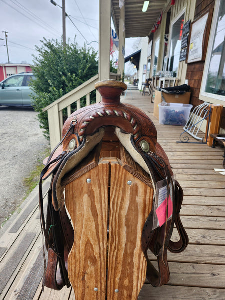 15.5" Hereford Vintage Equitation Saddle