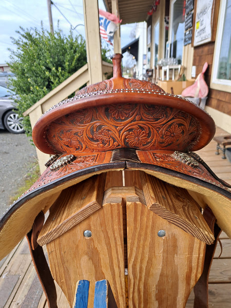 15" Martin Crown C Barrel Saddle