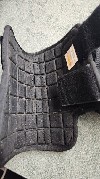 Small Tri-Zone Equilibrum