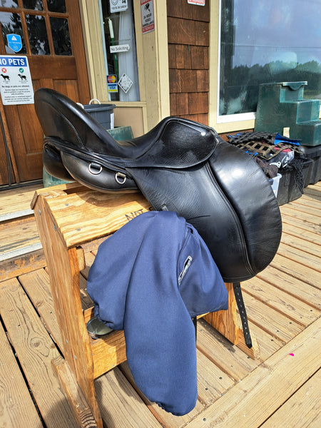 18" Schleese Obrigado Dressage Saddle