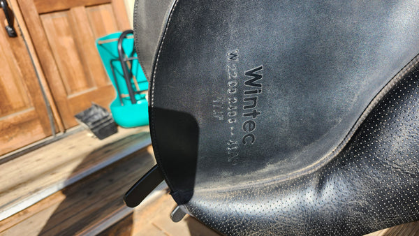 17.5" Wintec Hart All Purpose Saddle