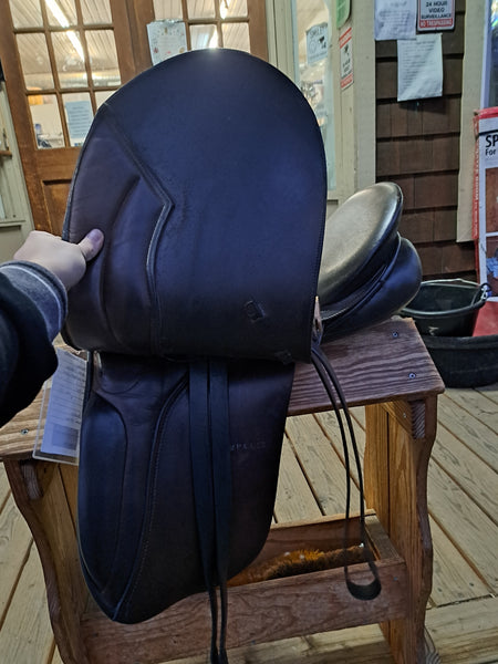 17.5" Cliff Barnsby Raven Dressage Saddle