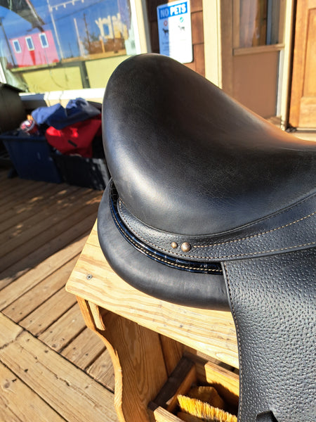 17.5" Greg Allan Custom Dressage Saddle