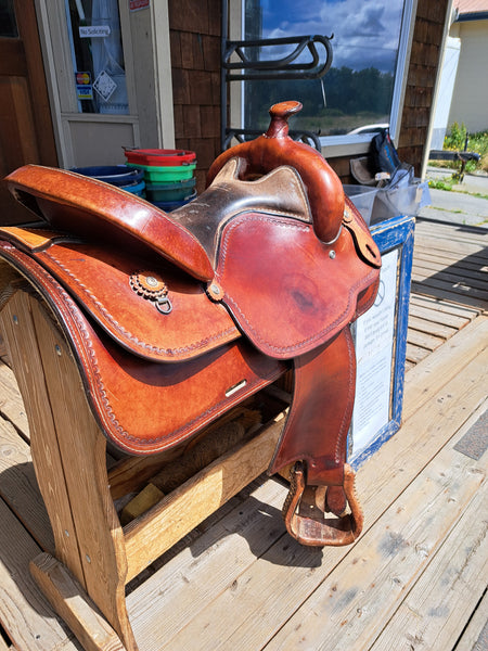 16" Crates Reining Saddle