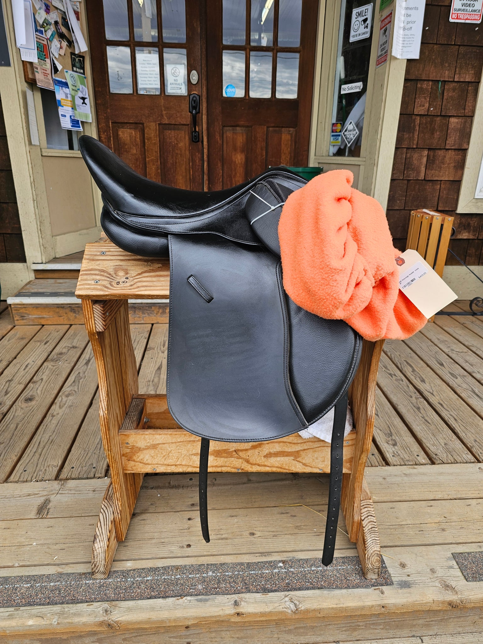 18" HDR Dressage Saddle