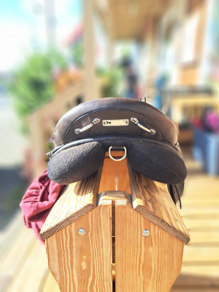 18" Arabian Saddle Co. Solstice Endurance Saddle