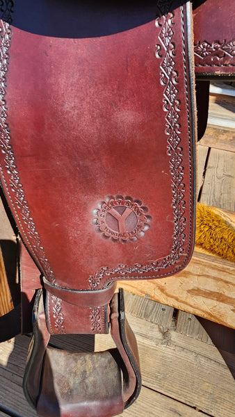 16" Circle Y Oasis Arabian Flex Lite Trail Saddle