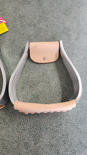 New Showman Stirrups