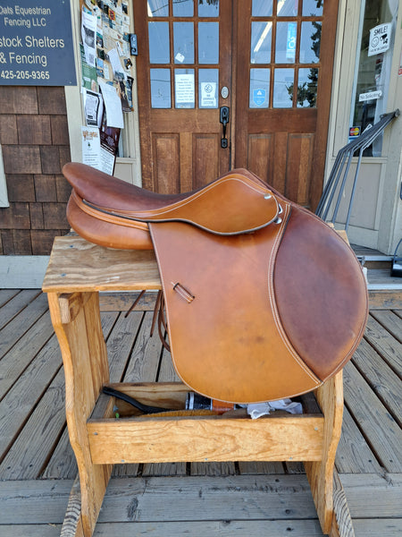 16.5" Amerigo Cervia Jump Saddle