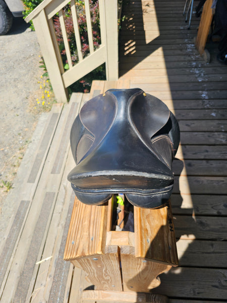 17" Collegiate Dressage Saddle