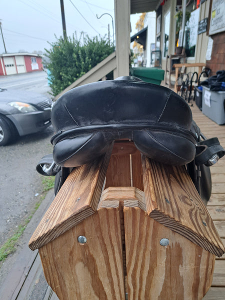 16.5" Paris Tack Dressage Saddle
