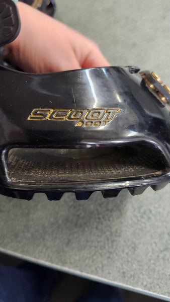 Size 5 Scoot Boot Classic w/ Accessories and Bag