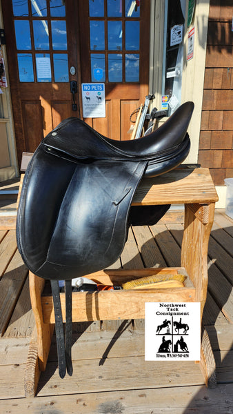 17.5" L'Apogee 2DL Dressage Saddle