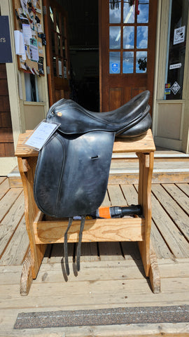 17" Karl Niedersuss Symphonie Dressage Saddle