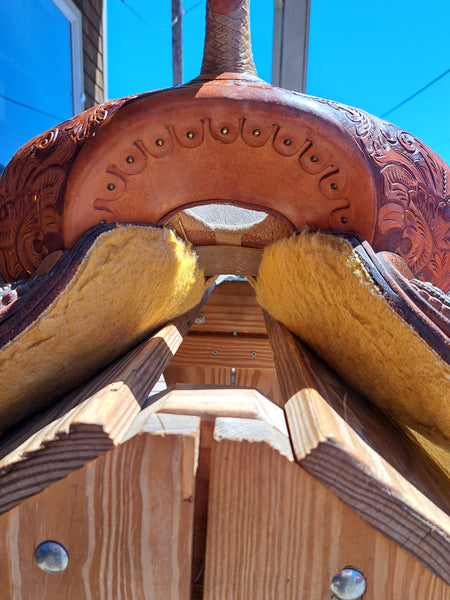 14" Alamo Barrel Saddle