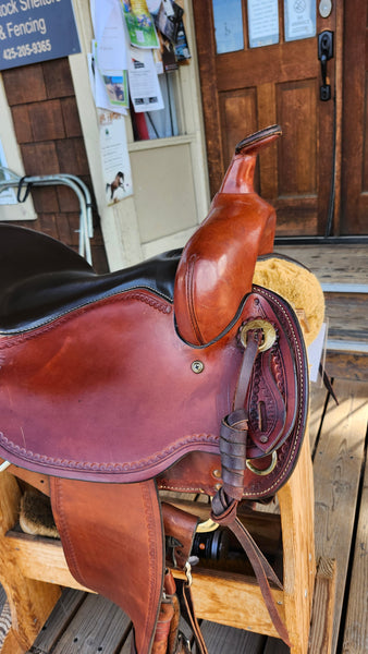 16" Crates Round Skirt Western Trail Saddle