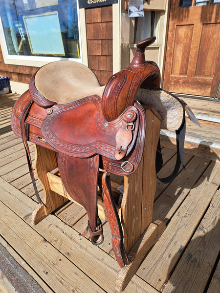 On Trial 16" TexTan Western Trail Saddle