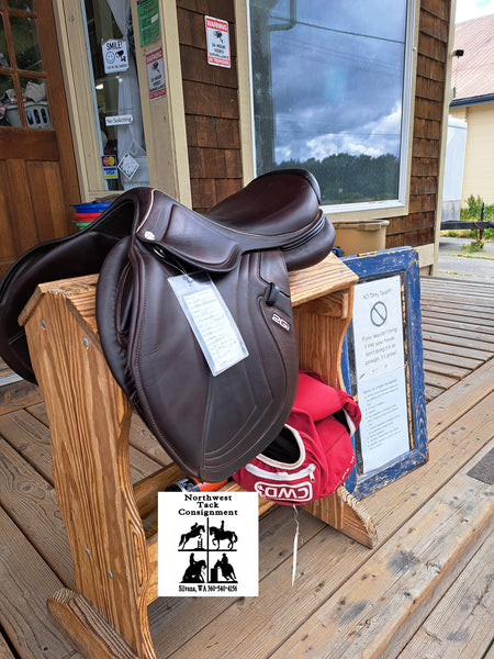 17.5" CWD 2Gs Mademoiselle Jump Saddle