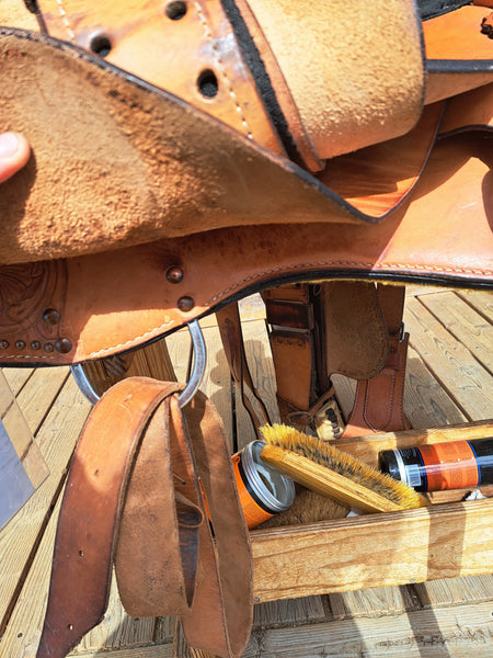 15" Hilason Roping Saddle