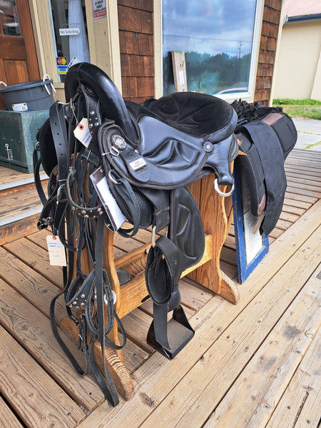 17" Friesian Marketplace Endurance Saddle