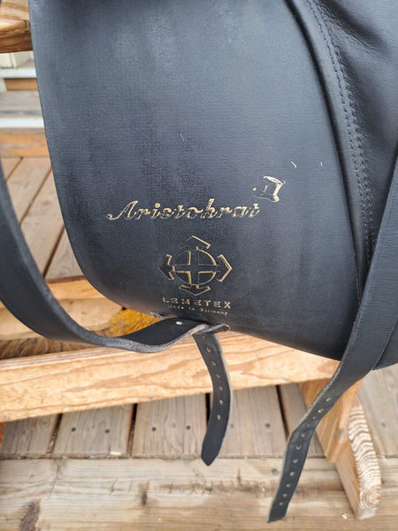 17" Courbette Aristokrat Dressage Saddle