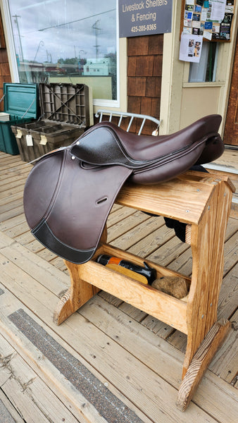 19" Ovation Close Contact Saddle