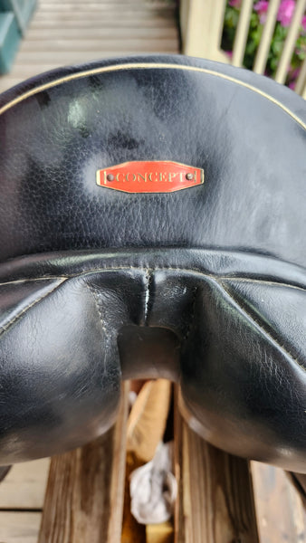 18" Hastilow Concept Dressage Saddle