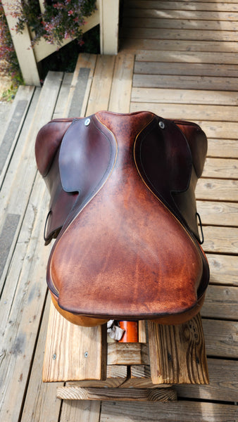 17.5" State Line Tack Harry Dabbs Close Contact Jump Saddle