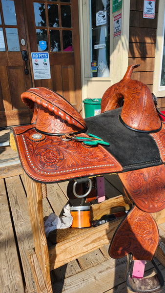 15" Circle J Treeless Barrel Saddle