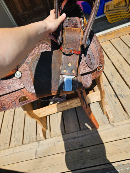 On Trial    16" Comal Saddlery Western Equitation Saddle