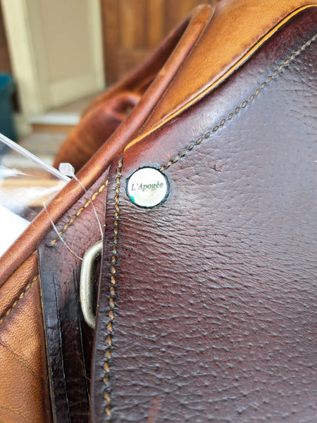 16" L'Apogee LX1 Jumping Saddle