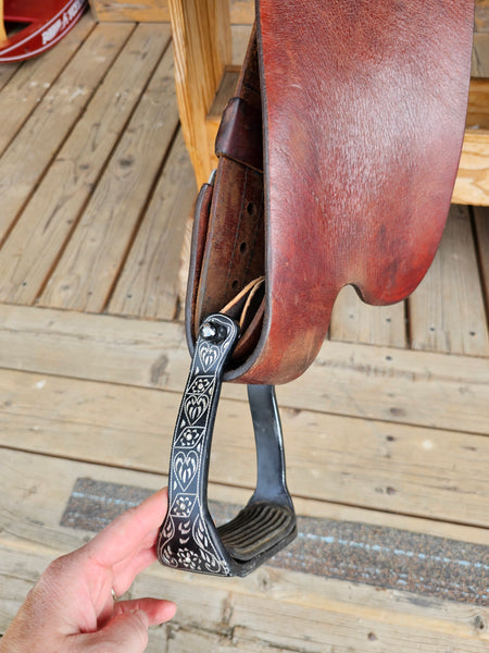 15" Longhorn Barrel Racing Saddle