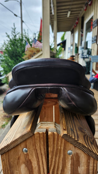 18" Albion K2 Jumping Saddle