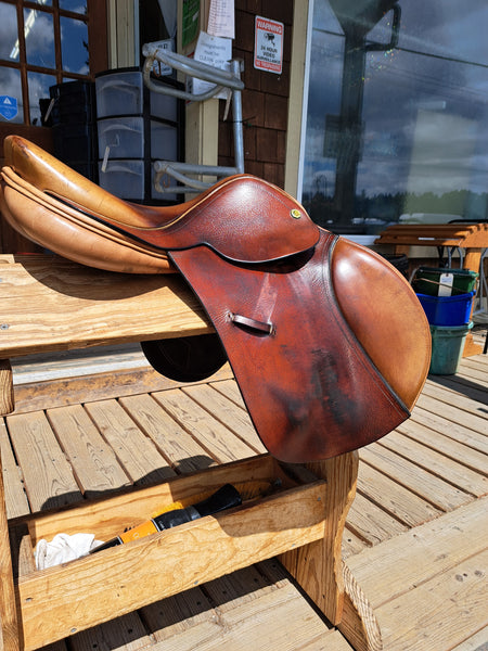 17" Barnsby Original Milton Saddle