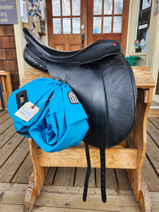 18" Albion Dressage Saddle