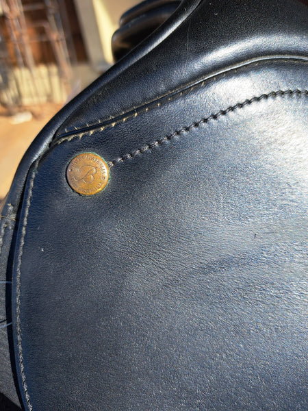 17.5" Bates Caprilli Dressage Saddle