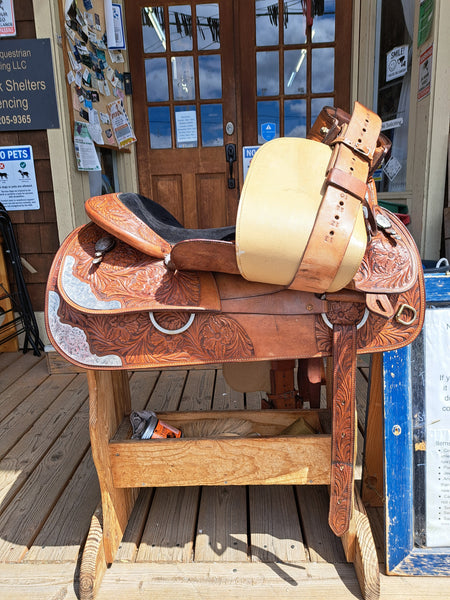 17.5" Blue Ribbon Western Show Saddle