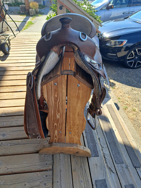 15" Royal King Training Saddle