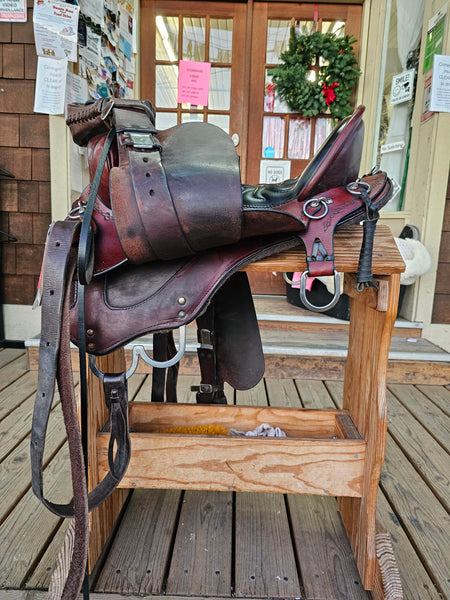 16.5" Tucker Black Mountain Western Trail Saddle