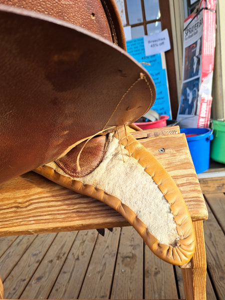 16.5" Collegiate Ruiz Diaz Close Contact Jump Saddle