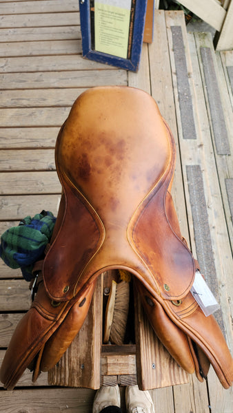 17.5" Crosby Close Contact Jump Saddle