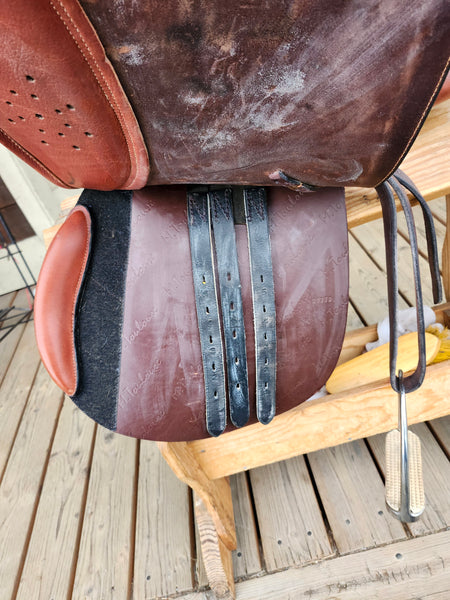 17" M. Toulouse Close Contact Saddle