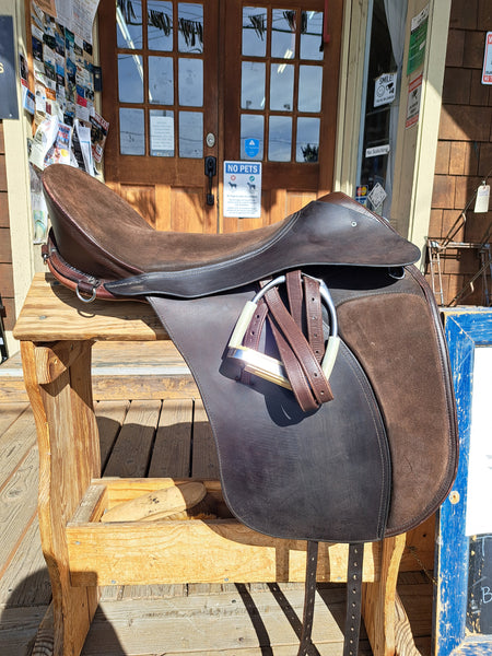 18.5" Ansur Carlton Dressage Saddle