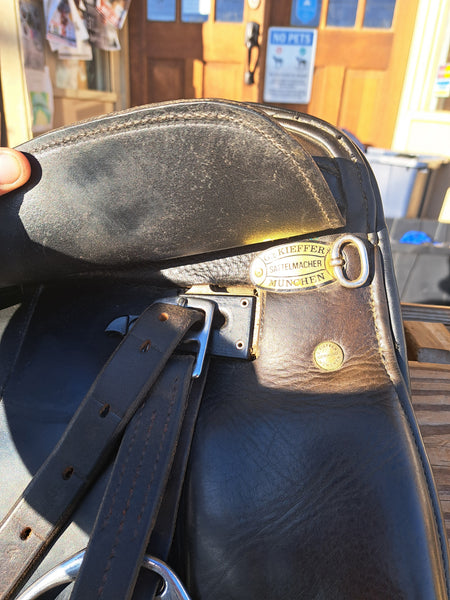 17" Kieffer Wien DL Dressage