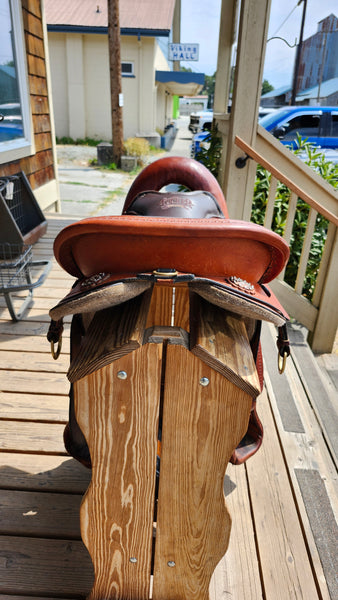 16.5" Tucker T59 Endurance Saddle