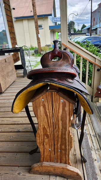 ON TRIAL 16" Jim Taylor Larry Trocha Cowhorse Saddle