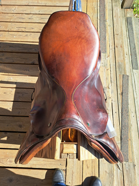17.5" Stubben Siegfried Close Contact/Jump