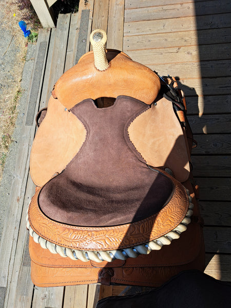 15" King Series Barrel Saddle